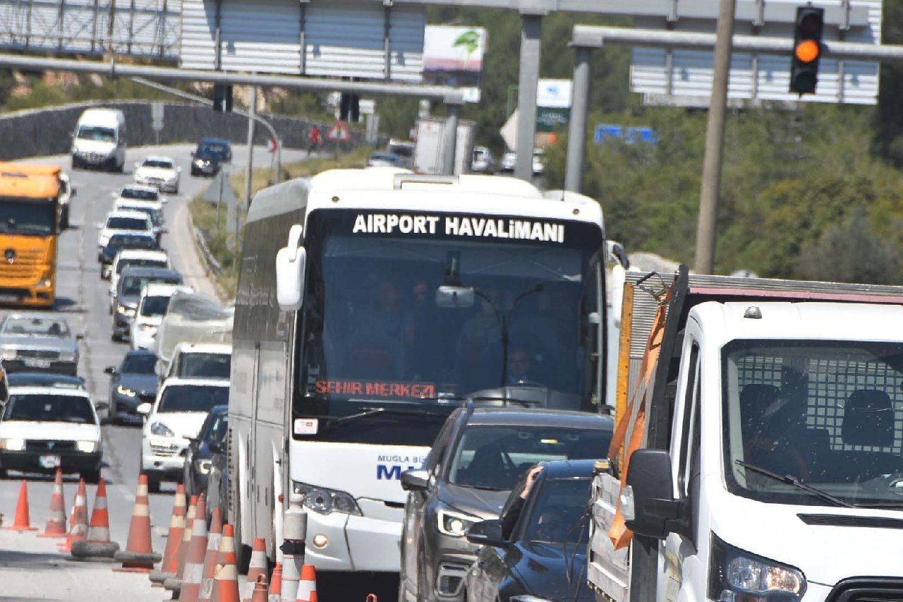 Adeta Akın Var!  Bir Günde 15 bin araç giriş yaptı