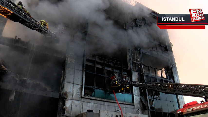 Akit Medya Grubu’nun bulunduğu binadaki yangın sürüyor