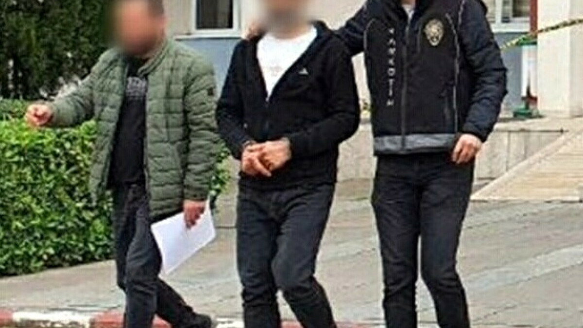 Aydın’da valizindeki müzik kutusundan uyuşturucu çıktı: Tutuklandı