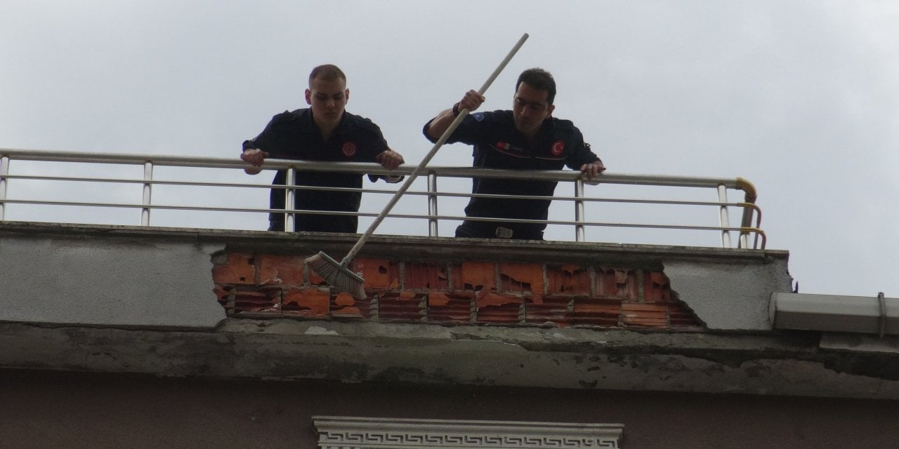 Başına Beton Parçası Düşen Kadın Öldü: Can Alan Binada İhmal Ortaya Çıktı!
