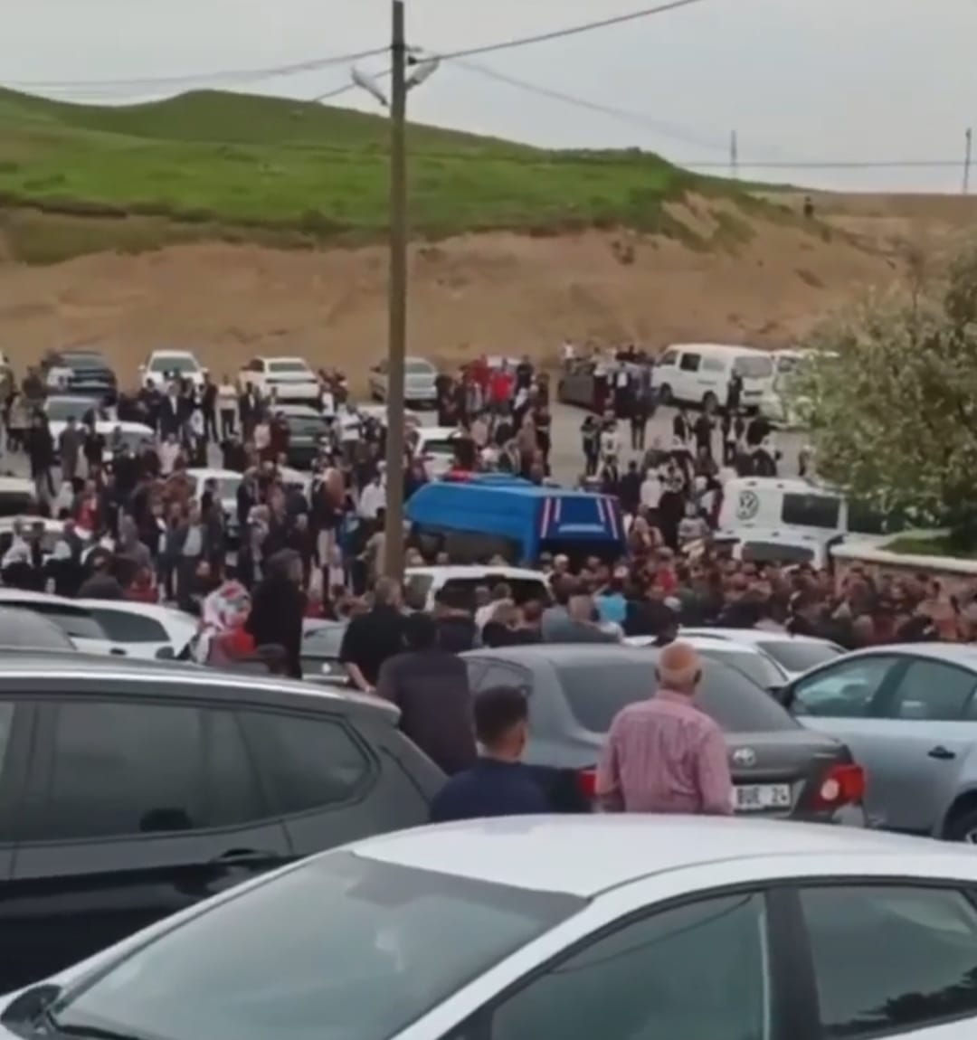 Batman’da Mezarlık Ziyaretinde Kavga; 10 Yaralı