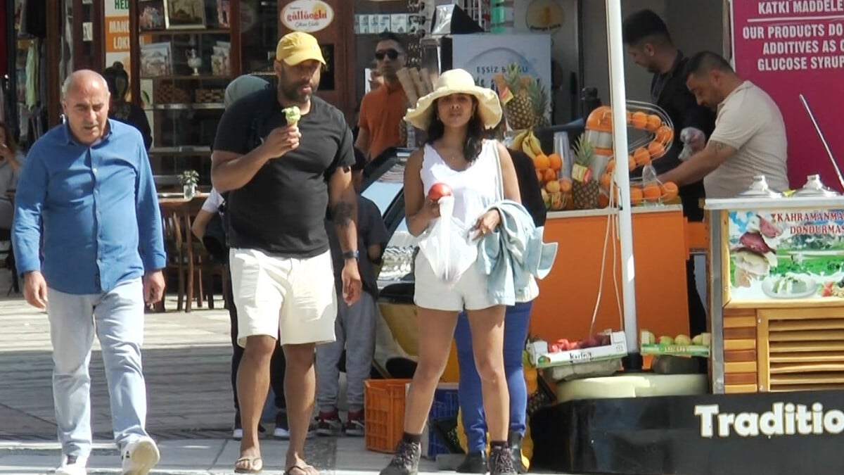 Bodrum yolunda Ramazan Bayram’ı trafiği başladı