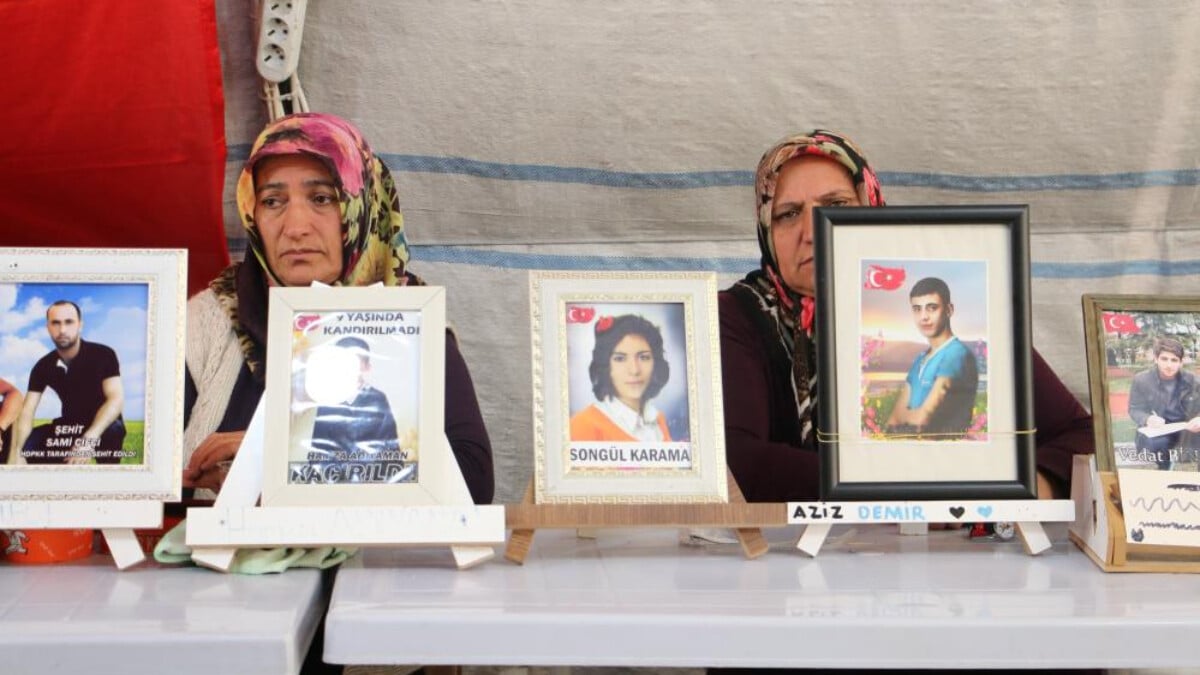 Diyarbakır’da evlat nöbetindeki ailelerin direnişi bin 331’inci gününde