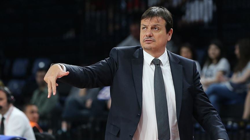 Ergin Ataman komşuya gidiyor: İşte yeni takımı