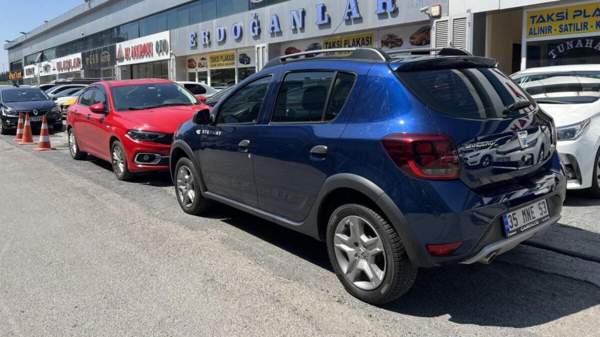 İkinci el otomobil pazarında durgunluk yaşanıyor