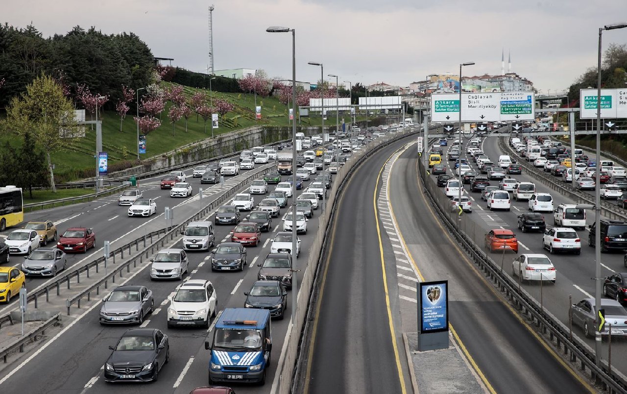 İstanbul’da bayramın birinci günü trafik yoğunluğu
