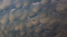 İstanbul’da ender görülen mammatus bulutları oluştu.