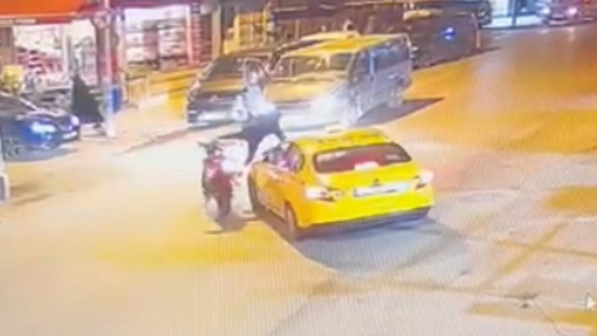 İstanbul’da güvenlik kamerasına yansıyan ilginç kazalar
