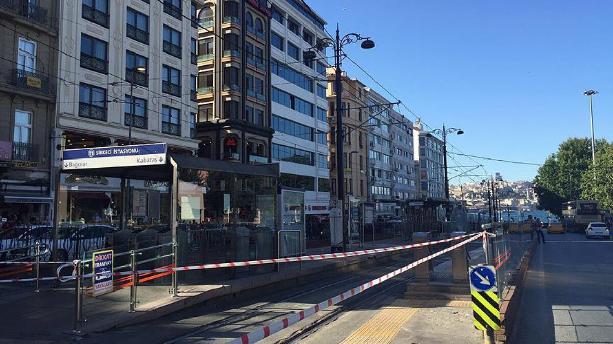 Kabataş-Bağcılar Tramvay Hattı’nda arıza! Sirkeci’de yoğunluk oluştu