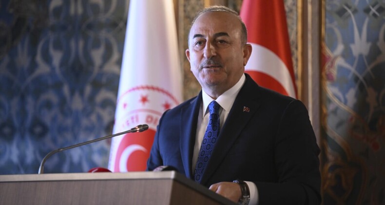 Mevlüt Çavuşoğlu’ndan Biden’a tepki: Siyasi şarlatanlar yine sahnede