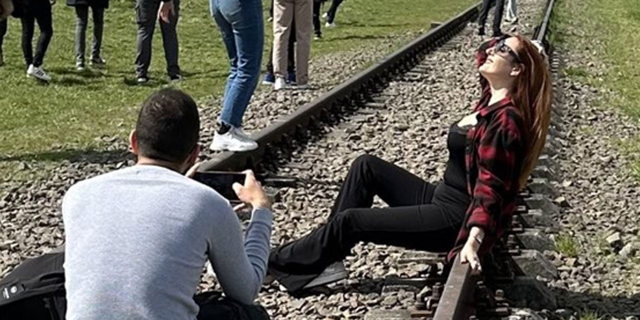 Sosyal medyayı ayağa kaldıran poz!