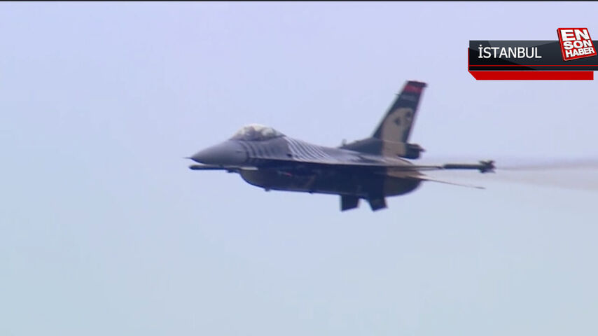 TEKNOFETS’te SOLOTÜRK gösteri