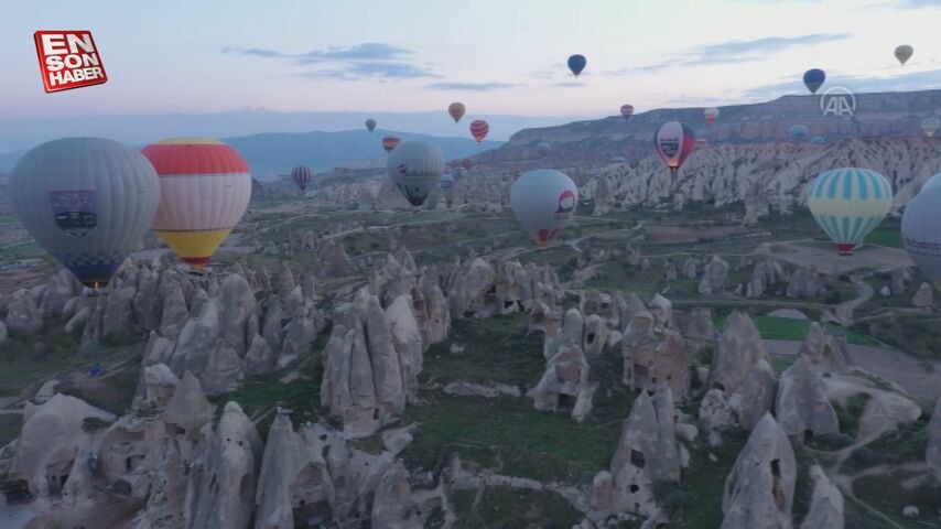 Yerli turistler bayram tatili için Kapadokya’ya koştu