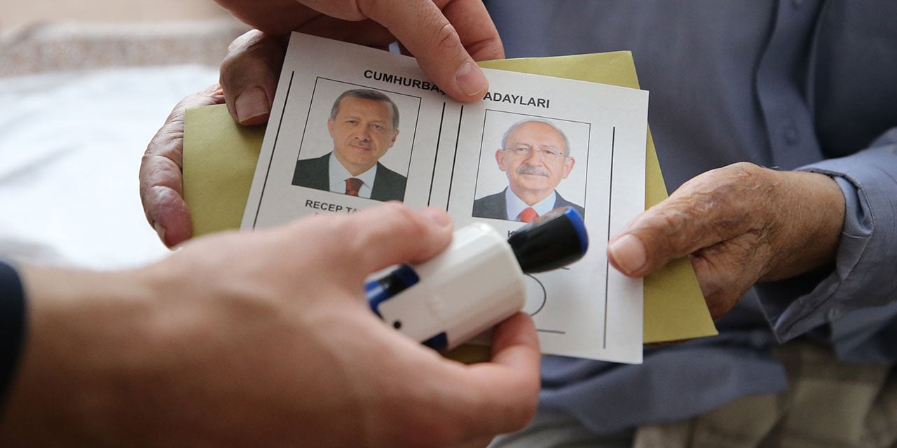 14 Mayıs’ta Tartışma Konusu Olmuştu: Müşahitler Araya Girdi, Belgesiz Oy Kullanmaları Engellendi