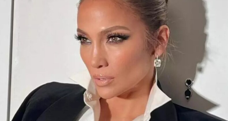 53 yaşındaki Jennifer Lopez’in zarif yaşlanmak için uyguladığı 4 güzellik adımı! “Bugüne kadar botoks yaptırmadım”