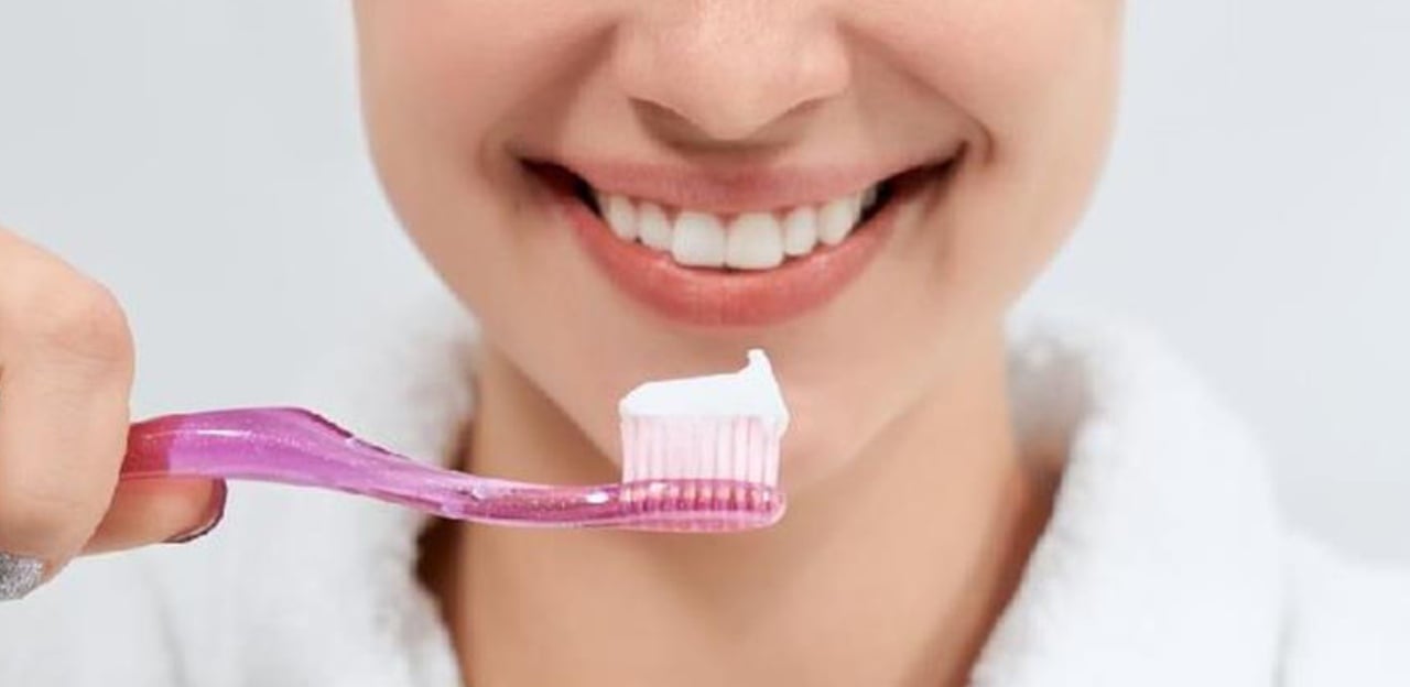 Ağız uçuğu, grip, boğaz ağrısı ve soğuk algınlığı gibi enfeksiyonlarla başınız sürekli dertteyse  sorun diş fırçanızda olabilir