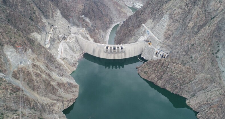 Artvin’de Yusufeli Barajı yükseliyor! 19 metre sonra elektrik ulaşımı başlayacak