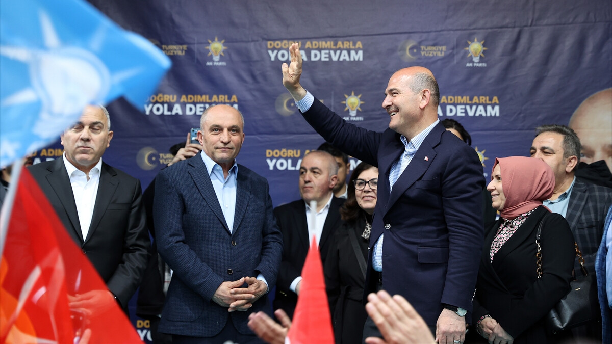 Bakan Soylu: Bay Bay Kemal’e Togg’u verelim de arkaya Selo ile Apo’yu mu oturtsun?