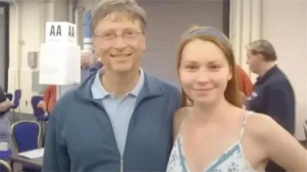 Bill Gates’in Rus kadınla ilişkisi ortaya çıktı: Fotoğrafları sızdırmakla tehdit etmiş