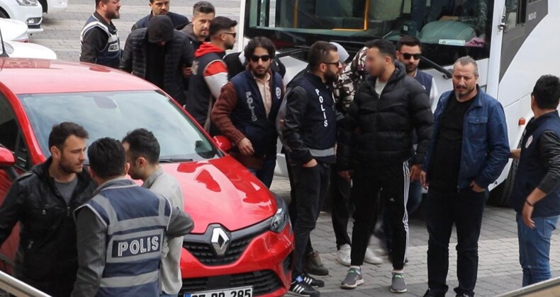 Çete Üyesine Tahta Kaşıkla Cinsel İstismar! Polise Sığındı, Çete Çökertildi!