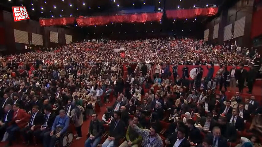 Cumhurbaşkanı Erdoğan’a gençlerden tezahürat: İşte ordu işte komutan