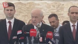 Devlet Bahçeli: Vitrin süsü milliyetçilerle defolu milletseverlerle Türk milletinin işi olmaz