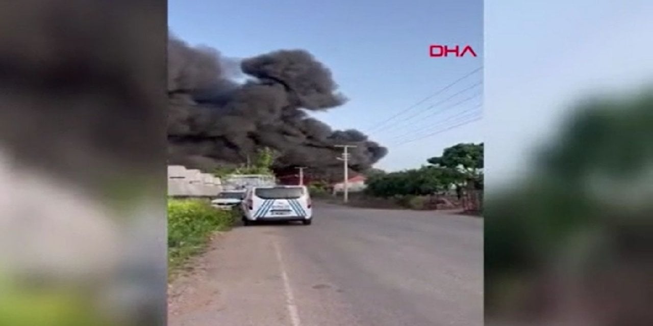 Geri Dönüşüm Tesisinde Yangın: Gökyüzünü Duman Kapladı