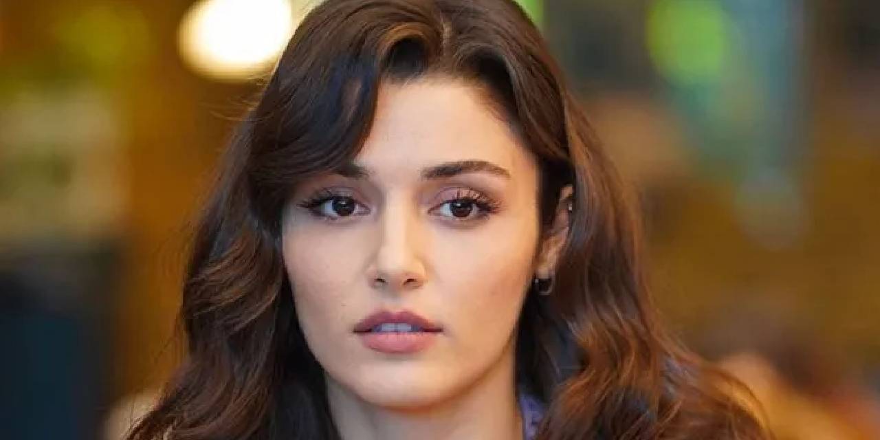 Hande Erçel yeni imajıyla sosyal medyayı yıktı geçti: Adeta bambaşka birisi olan Erçel’in yeni tarzına beğeni ve yorum yağdı…