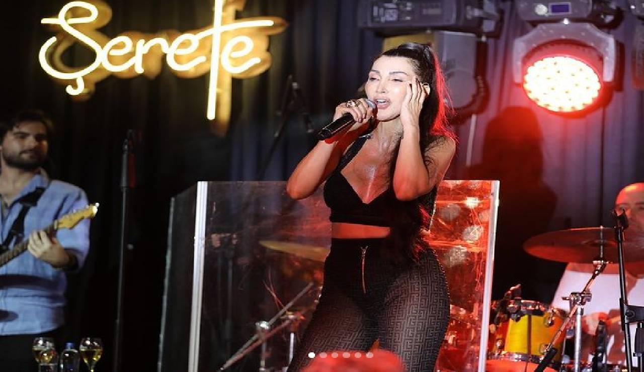 Hande Yener meme kanserini atlattığını açıkladı: Erken teşhis hayat kurtarır