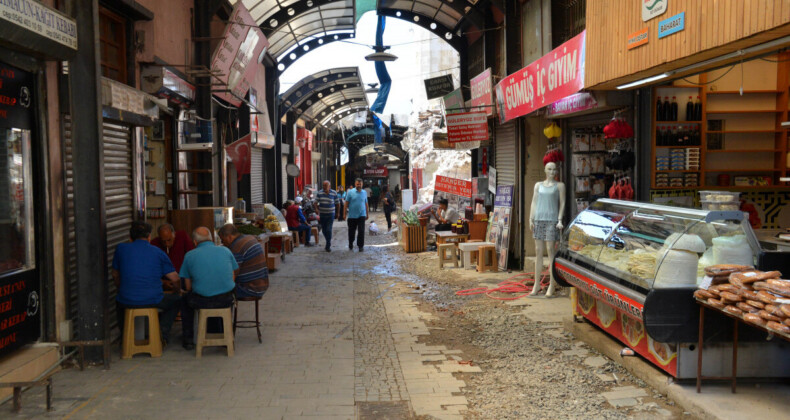 Hatay’da Uzun Çarşı normale dönüyor