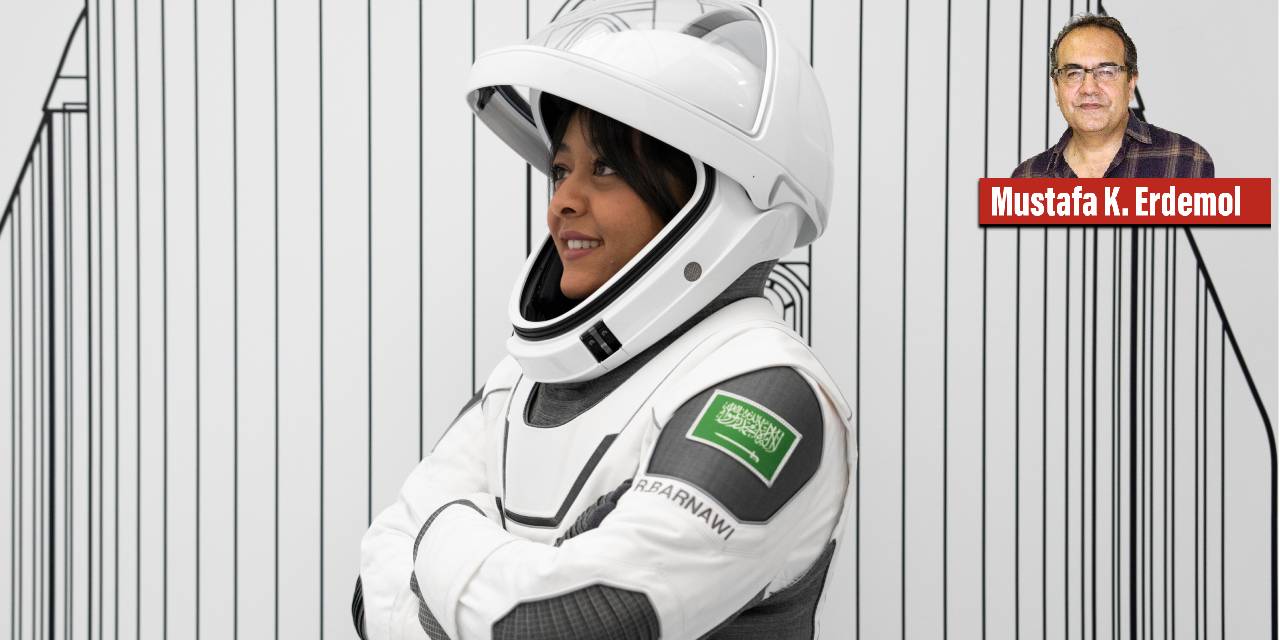 İnanç Sisteminin Bariyerlerini Yıkıyorlar: Suudi Kadın Astronot Uzayda