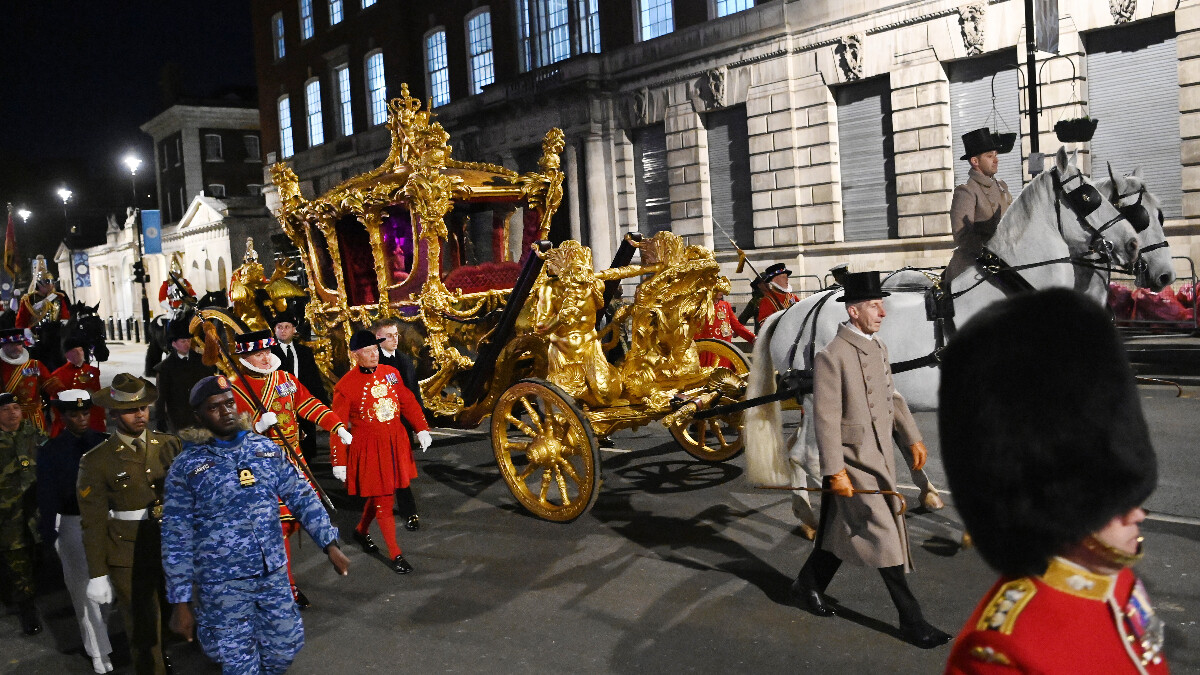 İngiltere’de Kral Charles’ın taç giyme törenine hazırlık sürüyor