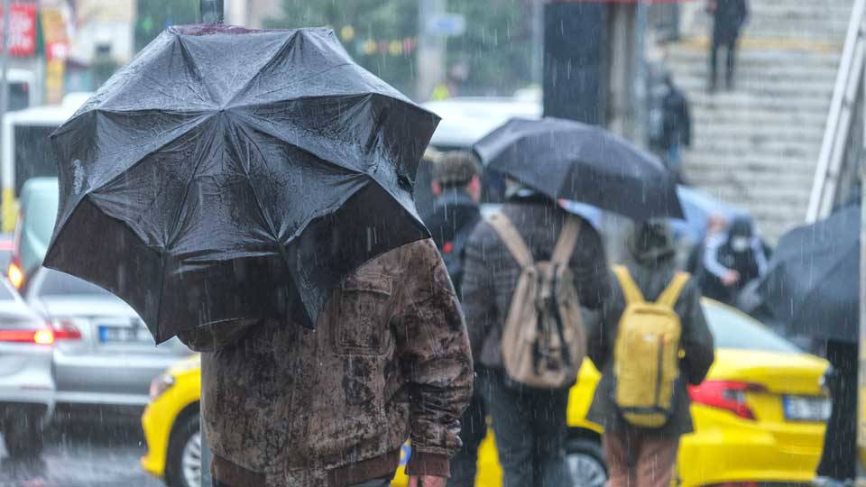 İstanbul için kuvvetli sağanak uyarısı