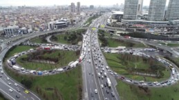 İstanbul trafiğinde Mahmutbey çilesi