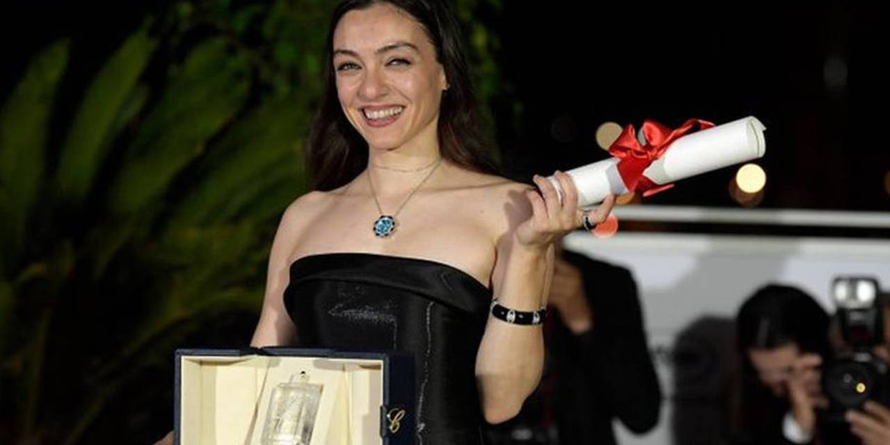 Kadın Oyunculardan Dizdar’a Destek Mesajı