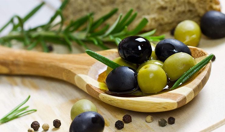 Karatay açıkladı! Zeytini sakın bu şekilde yemeyin… Kısırlık riski var