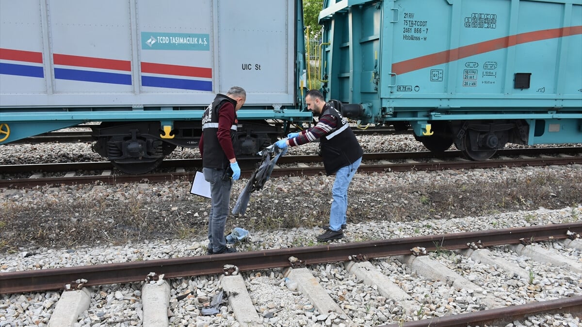 Kırıkkale’de vagonun üzerinde elektriğe kapılan çocuk ağır yaralandı