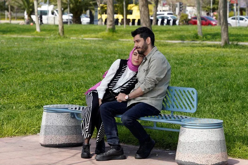 ‘Kızılcık Şerbeti’nden reyting teşekkürü