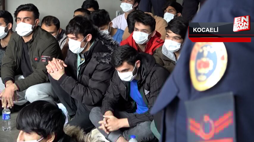 Kocaeli’de 137 Afgan göçmen uçakla ülkelerine gönderildi