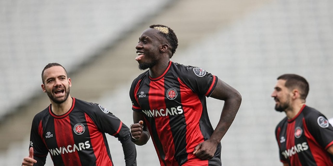 Mbaye Diagne’nin Trabzonspor’a attığı gol sonrası hareketi gündem oldu