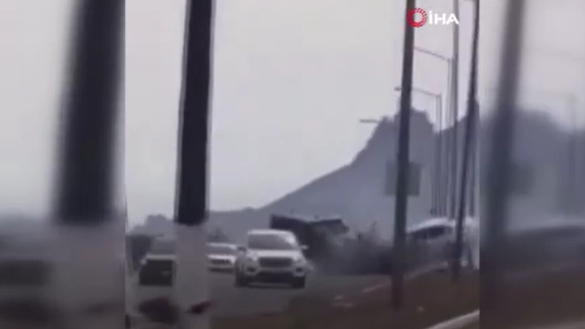 Meksika’da ters yöne giren araç dehşet saçtı: 1 ölü