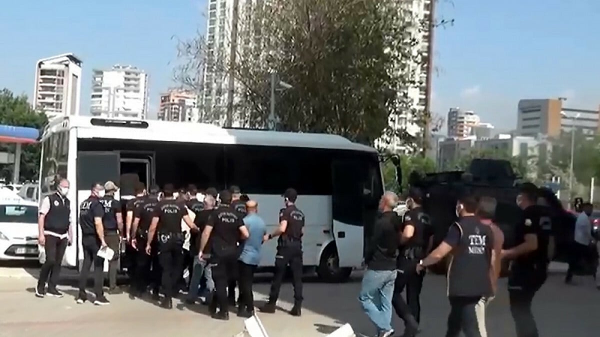 Mersin’de terör operasyonu: 7 tutuklama