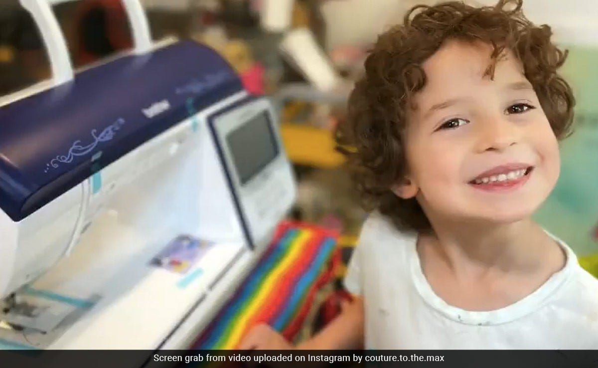 Minik modacı Gucci yolunda ! Henüz 7 yaşında, Sharon Stone gibi ünlüleri giydiriyor….