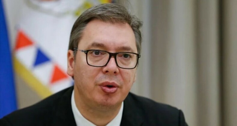 Sırbistan Cumhurbaşkanı Aleksandar Vucic, Sırp İlerleme Partisinin liderliğini bıraktı