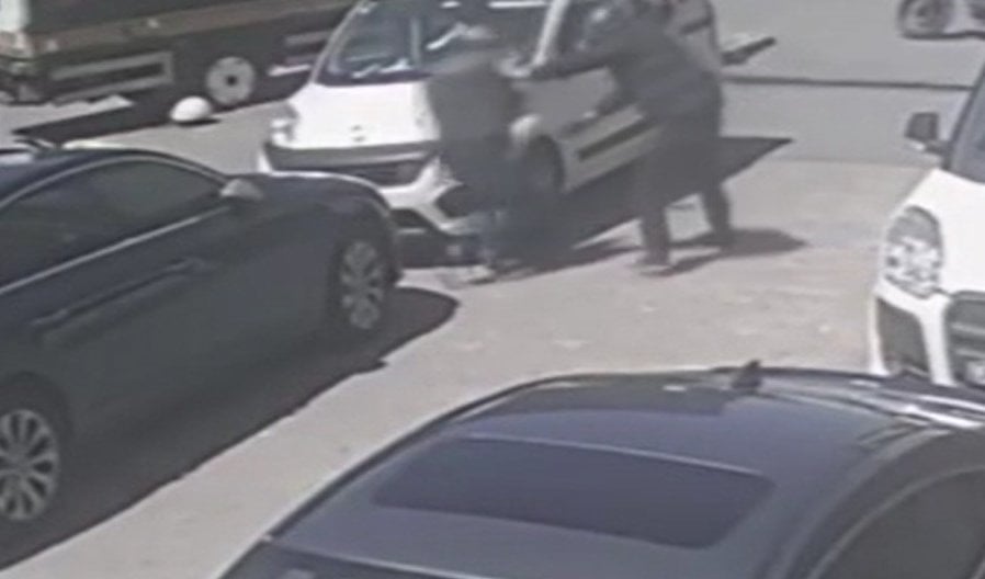 Sokak ortasında bacağından vurdular; 860 bin liranın gasp edildiği anlar…