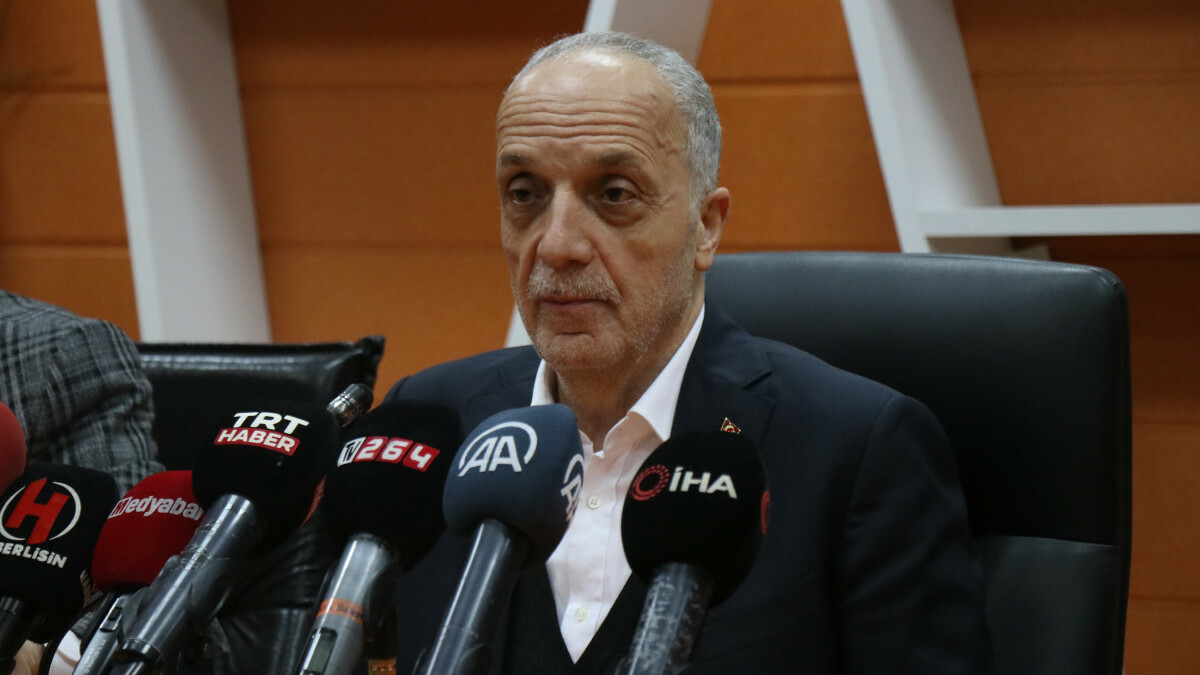 TÜRK-İŞ Başkanı Ergün Atalay: Amerika, Fransa benim seçimime karışmasın