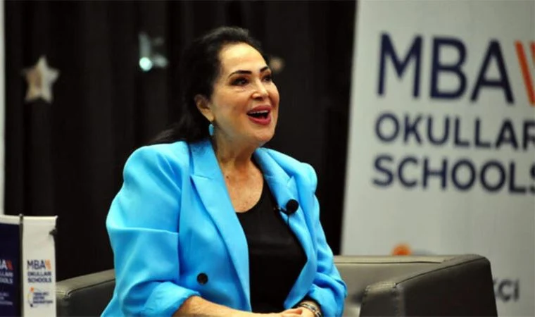 Türkan Şoray’dan gençlere dikkat çeken mesaj!