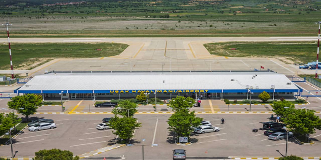 Üstelik Çalışan Kadroları da Dolu… Ne Yolcu Uğruyor, Ne de Uçak Kalkıyor