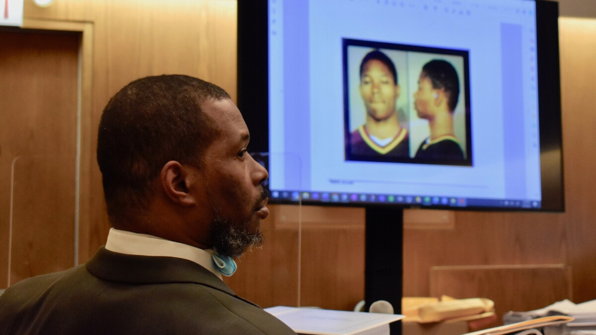 ABD’de 28 yıl suçsuz yere hapis yattı