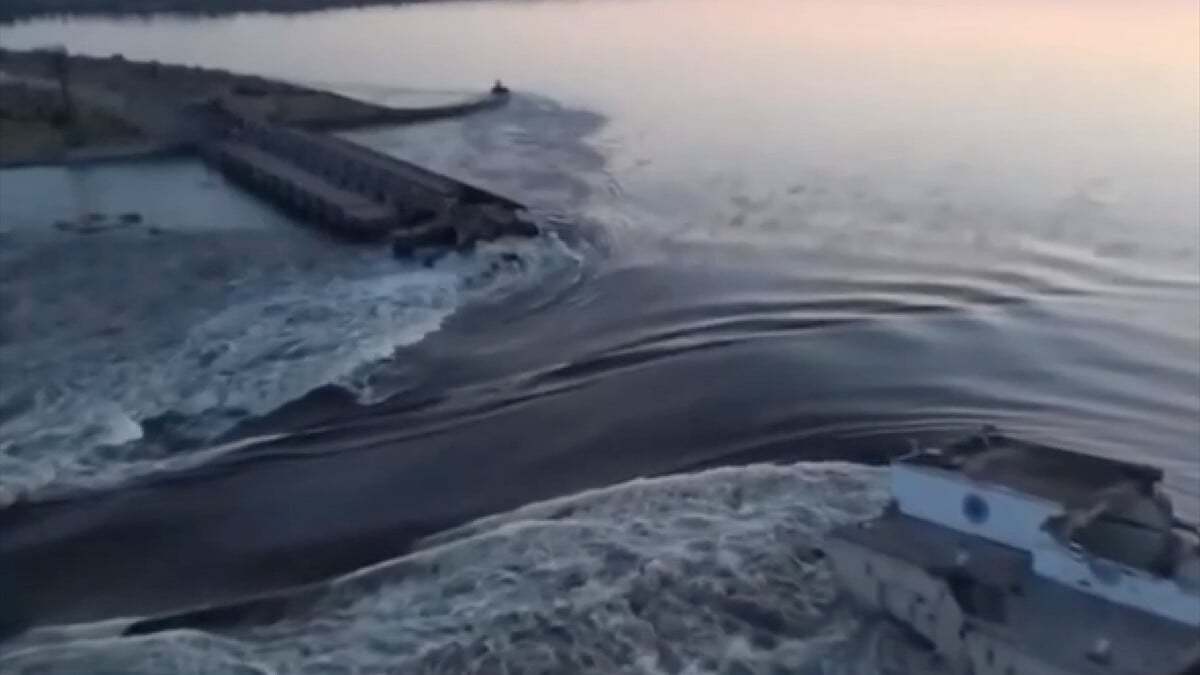 AB’den Ukrayna’daki baraj saldırısına yorum: Savaş suçu